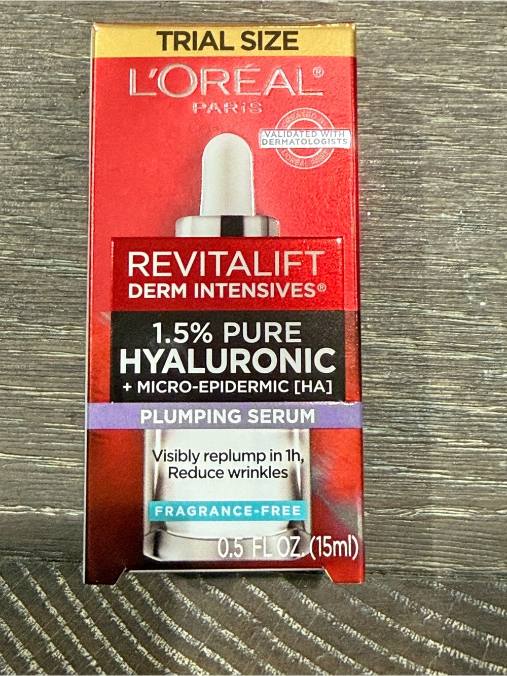 NWT L’Oréal Paris Revitalift Derm Intensives 1.5% Hyaluronic Plumping Serum